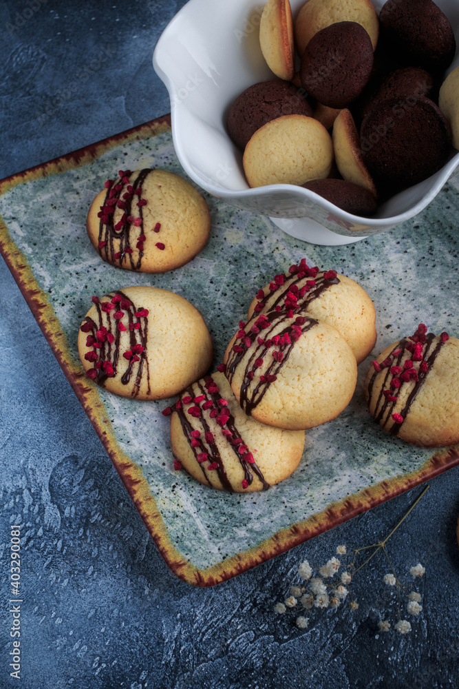 Homemade Vanila and Chocolate cookies. Sugar Cookies. Cookies with Raspberry and Chocolate topping. Homemade Vanila and Chocolate cookies. Sugar Cookies. Cookies with Raspberry and Chocolate topping.