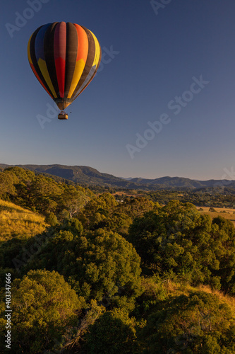 Byron Bay Hot Air Ballooning © Michael