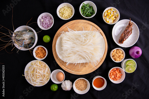 Ingredients for making Pad Thai, Thai food