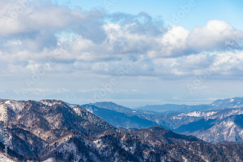 冬の御在所岳の望湖台より琵琶湖方面を撮影