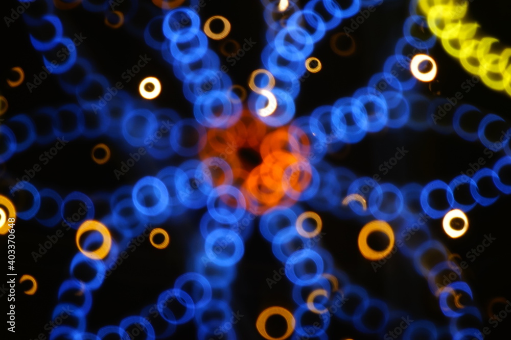 青色のリングで描写されたグラフィック素材 青色のリングで描写されたグラフィック素材