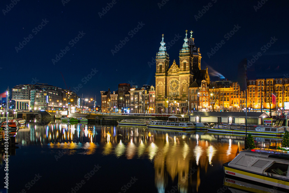Obraz premium Amsterdam at night