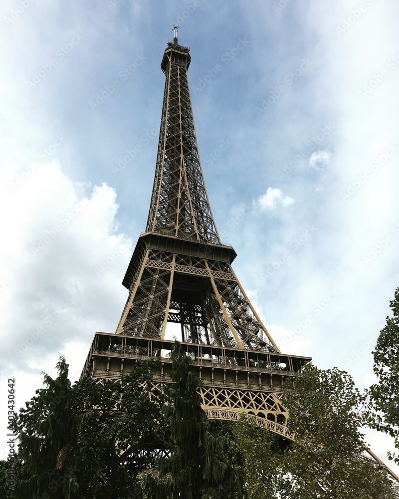 @ParisianMode Eiffel Tower