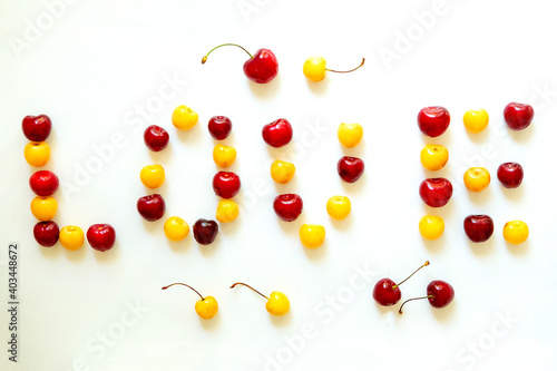 Billede på lærred word love made from cherries