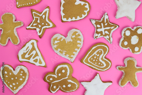 Background of hand-painted gingerbread on pink
