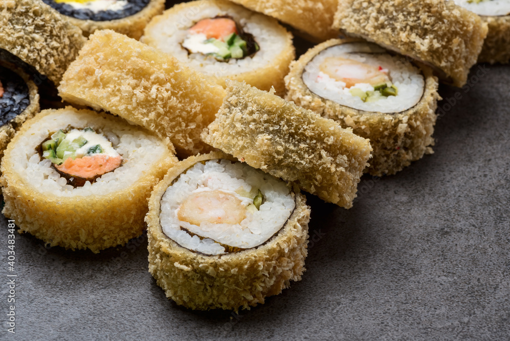 Set hot sushi roll with shrimp, snow crab, salmon, Philadelphia cheese and tempura Set hot sushi roll with shrimp, snow crab, salmon, Philadelphia cheese and tempura