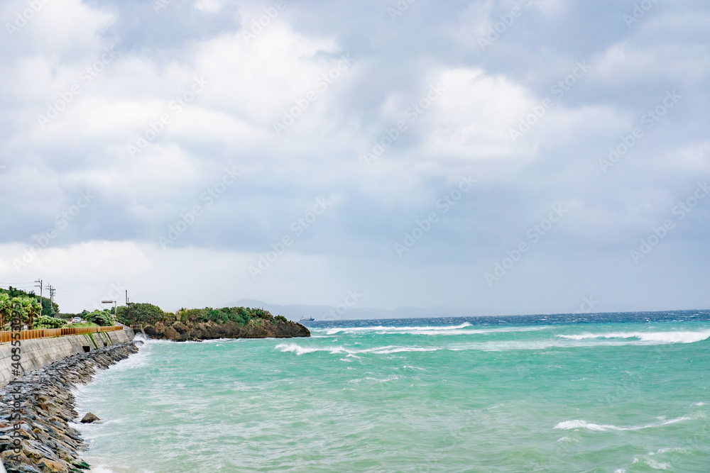 Fototapeta premium エメラルドビーチの光芒