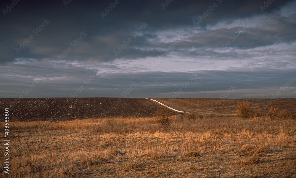 Fototapeta premium Winter sunrise on river