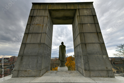 Roger Williams Statue - Rhode Island