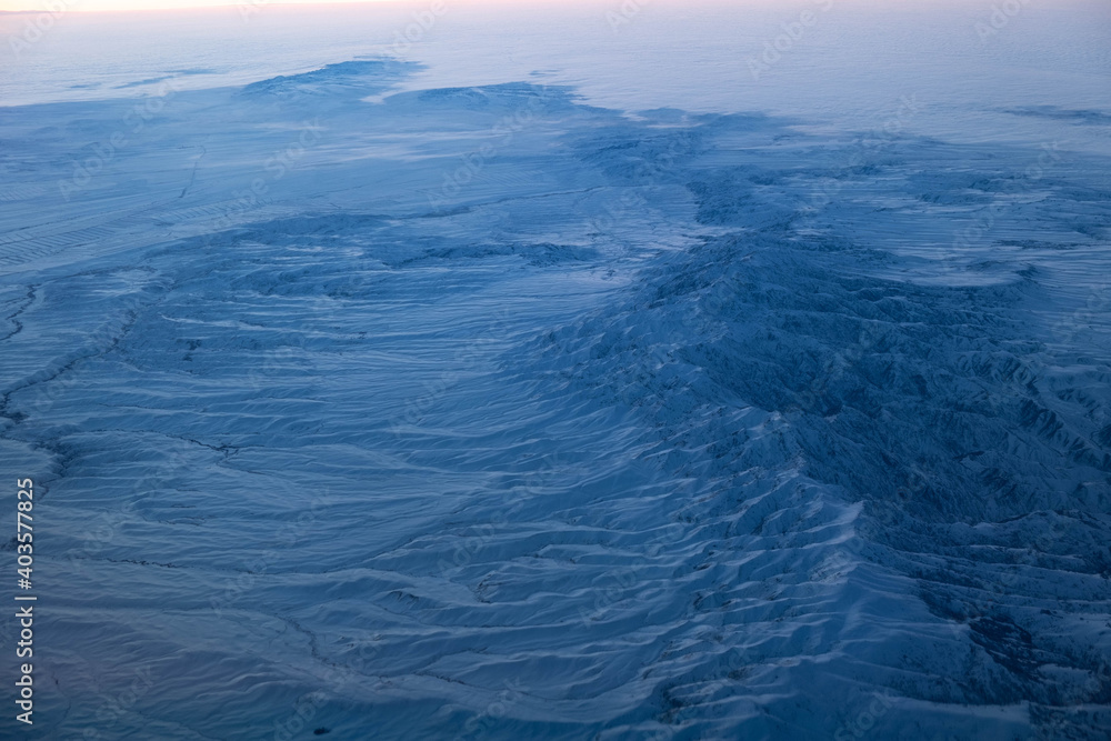 Himalaya Gebirge bei Sonnenuntergang 