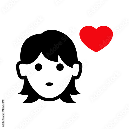 Mujer enamorada. Cara de chica con corazón en color rojo