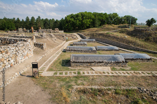 Alacahöyük is one of the most important central regions of the Hittites, covering structures belonging to 4 different periods discovered by excavations.