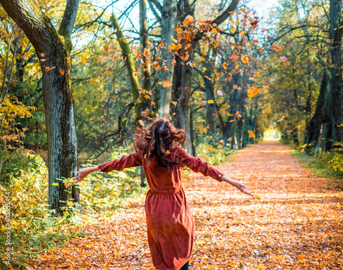 woman in autumn park