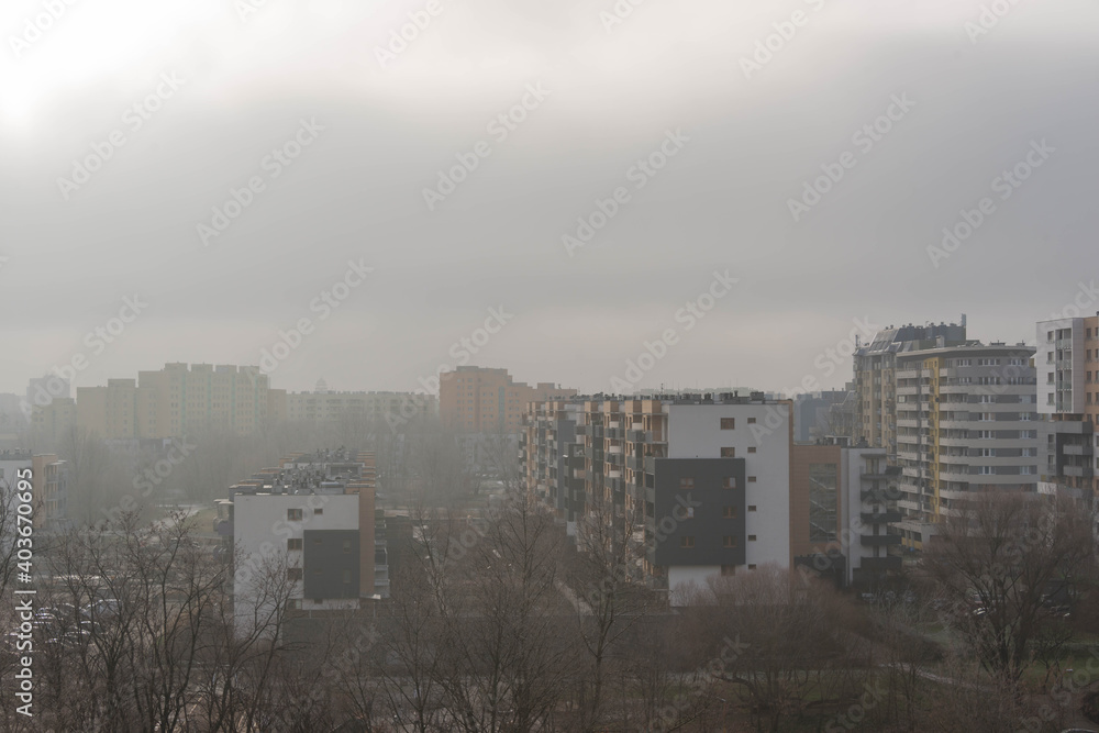 Panorama Wrocławia w pochmurny, ponury dzień. - obrazy, fototapety, plakaty 