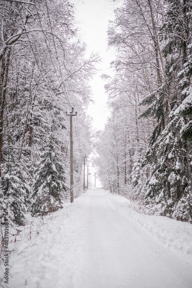 Obraz premium Snowy roads in Siberia, Russia
