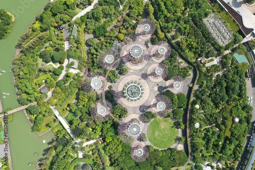 Obraz na płótnie gardens by the bay w salonie
