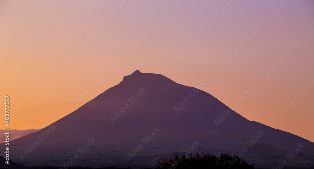 pico in beautiful sunset