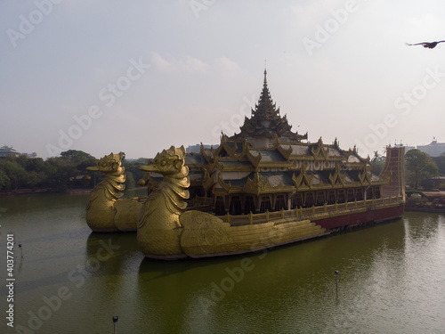 Karaweik Hall, yangon myanmar