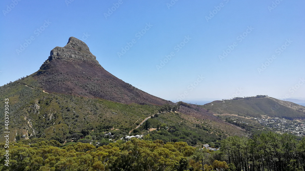 Blick auf den bekannten Berg Lion's Head in Kaptstadt, Südafrika