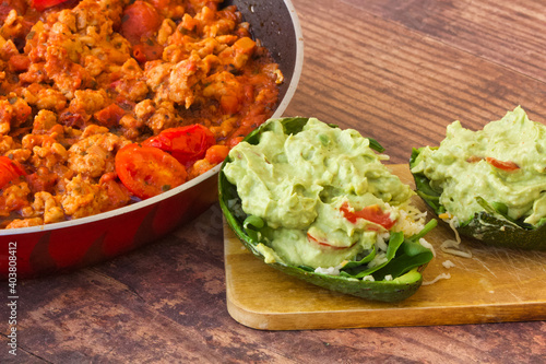 A spicy chicken mince and avocado lunch for Keto