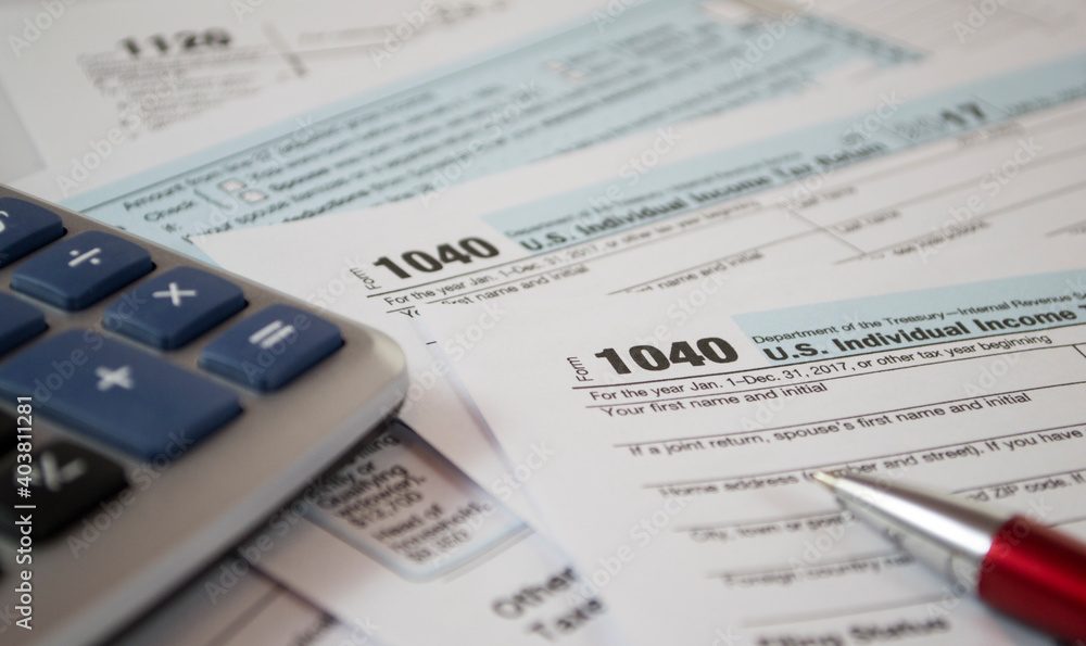 Fototapeta premium U.S. Individual income tax return. tax form 1040. Tax form business financial concept