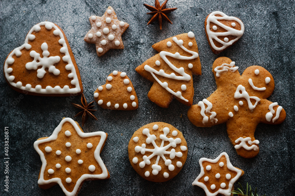 Christmas gingerbread. Delicious gingerbread cookies with honey, ginger and cinnamon. Winter composition. Great for New Year's or Christmas designs Christmas gingerbread. Delicious gingerbread cookies with honey, ginger and cinnamon. Winter composition. Great for New Year's or Christmas designs