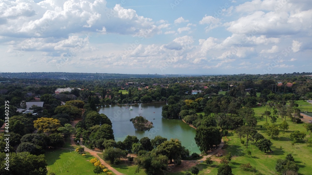 Naklejka premium johannesburg joburg south africa zoo lake