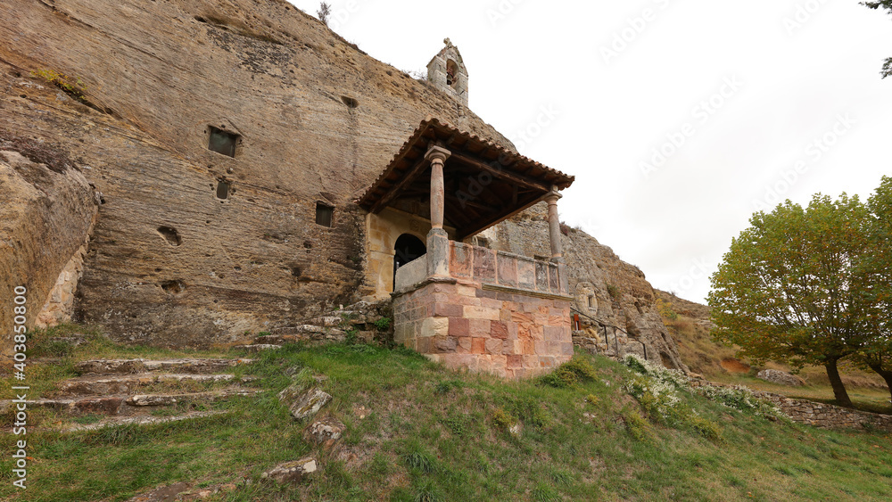 Iglesia Rupestre de los Santos Justo y Pastor, Olleros de Pisuerga, Palencia, España