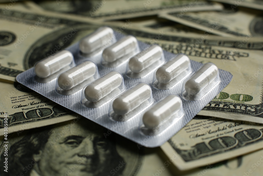 Pack of pills set of American dollars Pack of pills set of American dollars