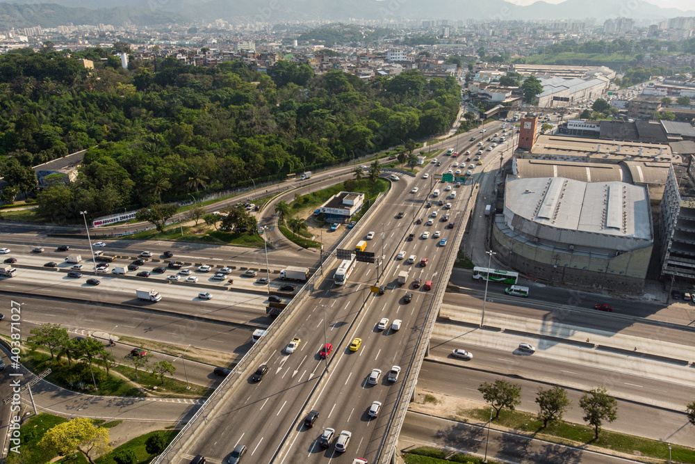 Fototapeta premium Heavy traffic in Rio de Janeiro, Brazil
