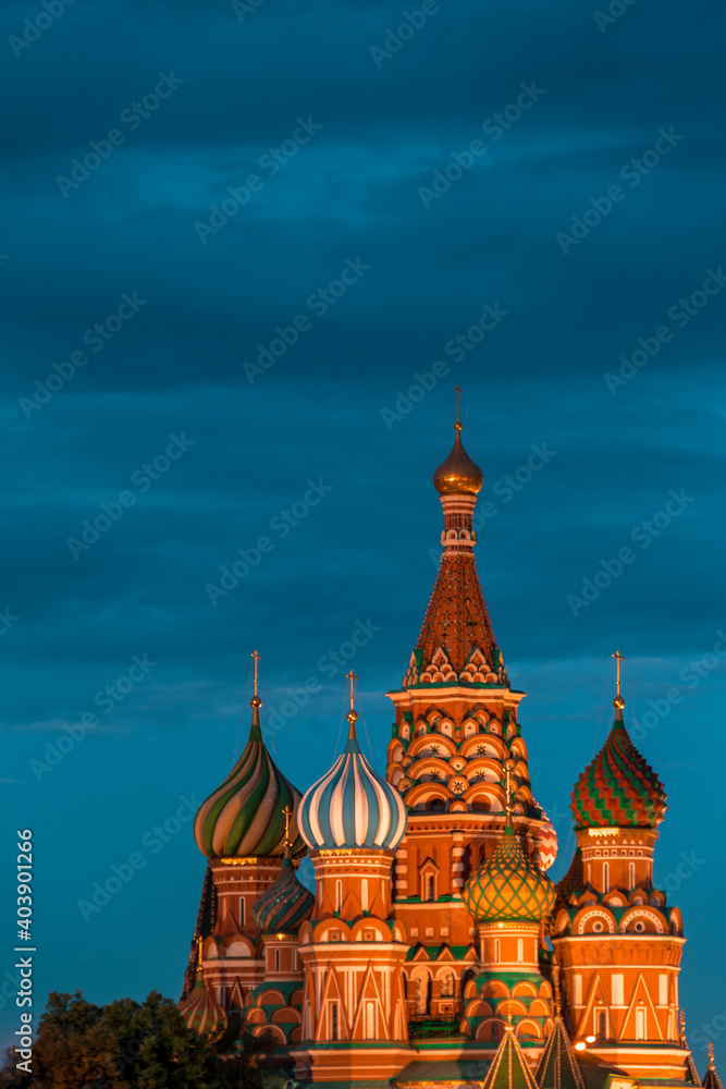 Fototapeta premium St. Basil's Cathedral at Night