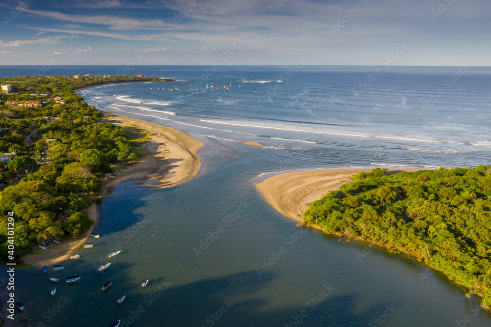 Playa Tamarindo in Costa Rica