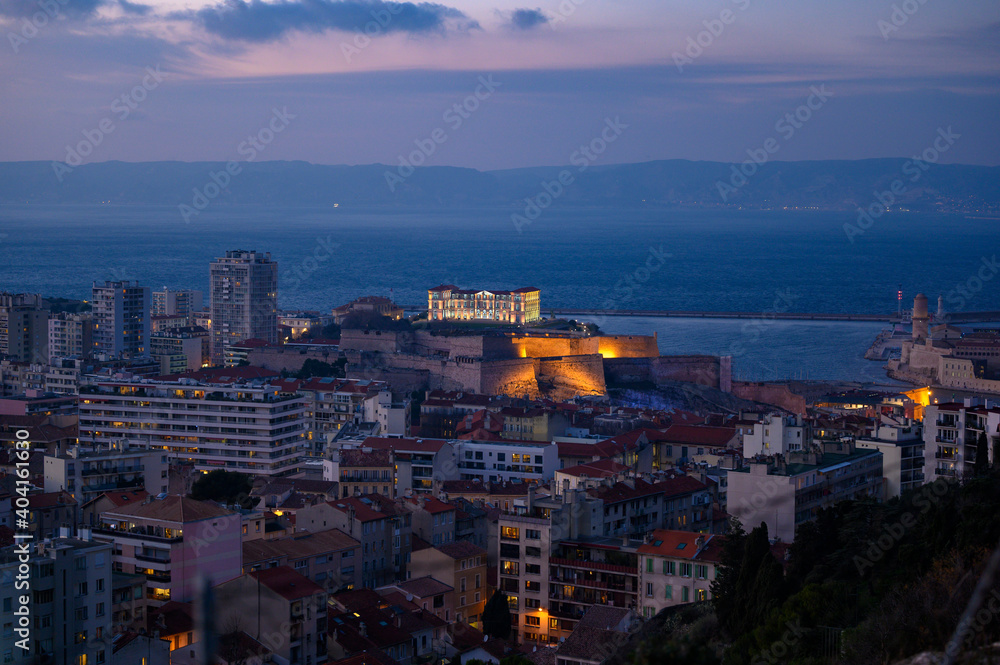 Marseille vue de nuit 