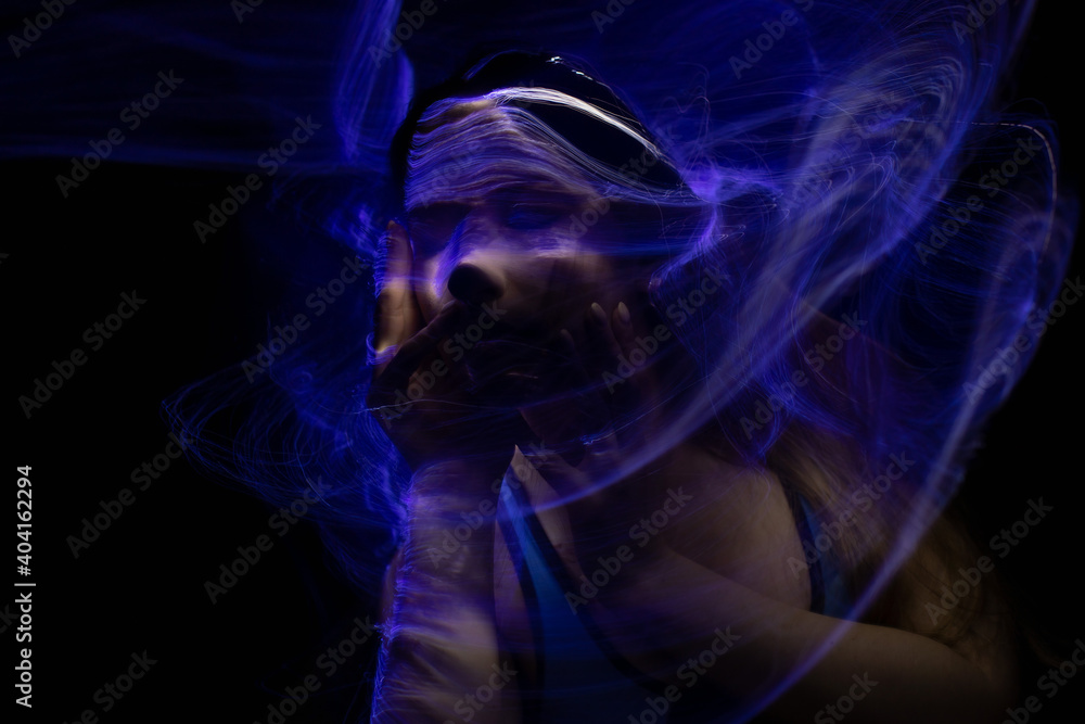 light painting portrait, new art direction, long exposure photo without photoshop, light drawing at long exposure
light painting portrait, new art direction, long exposure photo without photoshop, light drawing at long exposure