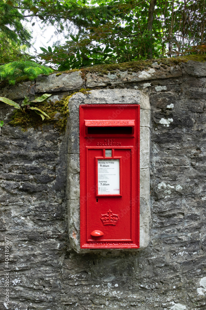 Postbox set into a wall, Dunblane, Scotland, UK Postbox set into a wall, Dunblane, Scotland, UK