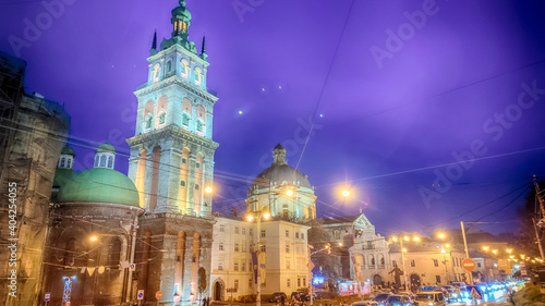 Canvas Print Night Lviv old city architecture in the Christmas