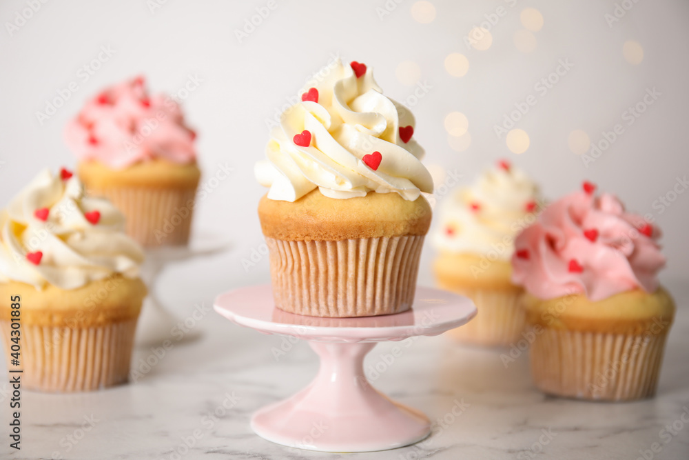 Tasty sweet cupcake on stand. Happy Valentine's Day - obrazy, fototapety, plakaty 