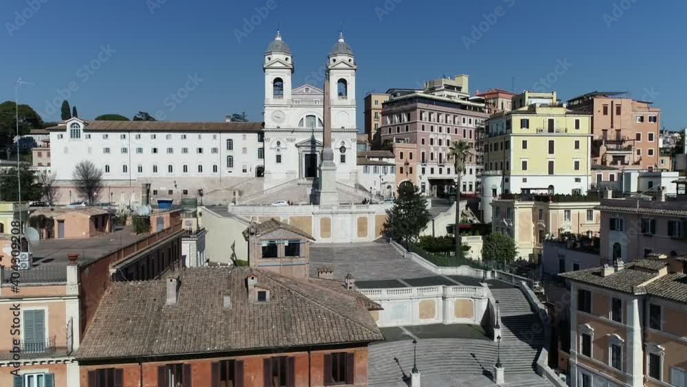 La scalinata di Trinità dei monti a Piazza di Spagna a Roma, Italia.
Vista dall'alto di piazza di Spagna e Trinità dei Monti. 4k La scalinata di Trinità dei monti a Piazza di Spagna a Roma, Italia.
Vista dall'alto di piazza di Spagna e Trinità dei Monti. 4k