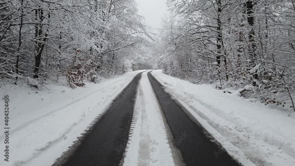 Belgique Wallonie Ardenne paysage hiver neige route Belgique Wallonie Ardenne paysage hiver neige route