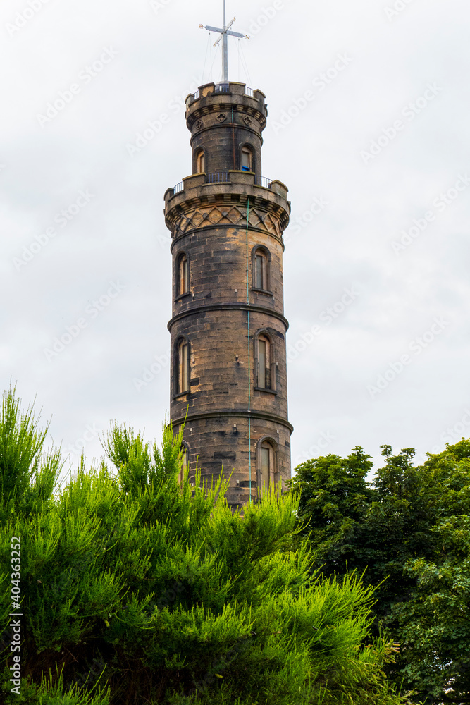 Nelson Monument, Turm auf dem Calton Hill in Edinburgh, mit dem Time ball
