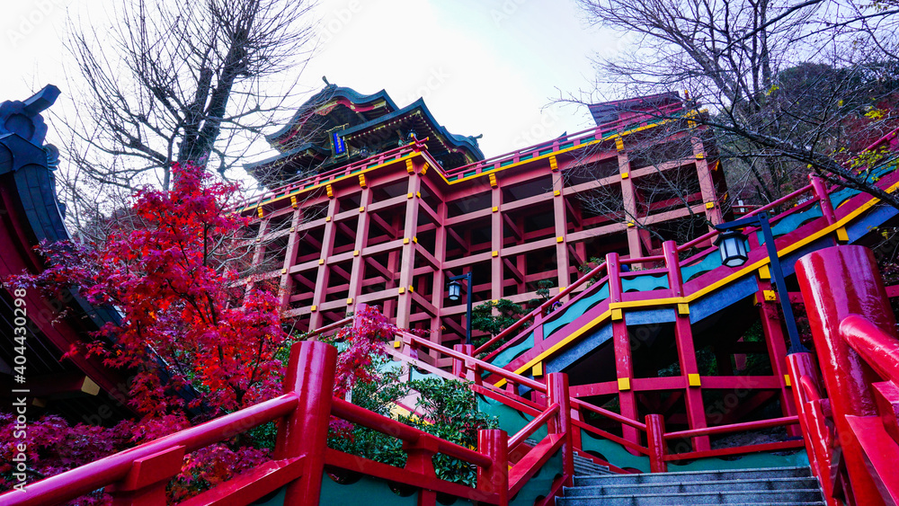 佐賀県の祐徳稲荷神社