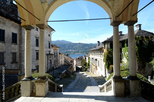 Orta is a wonderful village on Lake Orta in Piedmont. Opposite is the magical island of San Giulio that can be reached by a motorboat. Orta is perhaps the nicest lake village in northern Italy.