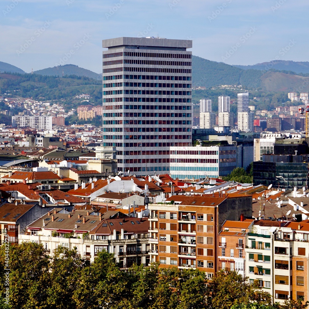 Fototapeta premium cityscape of Bilbao city, Spain, travel destination