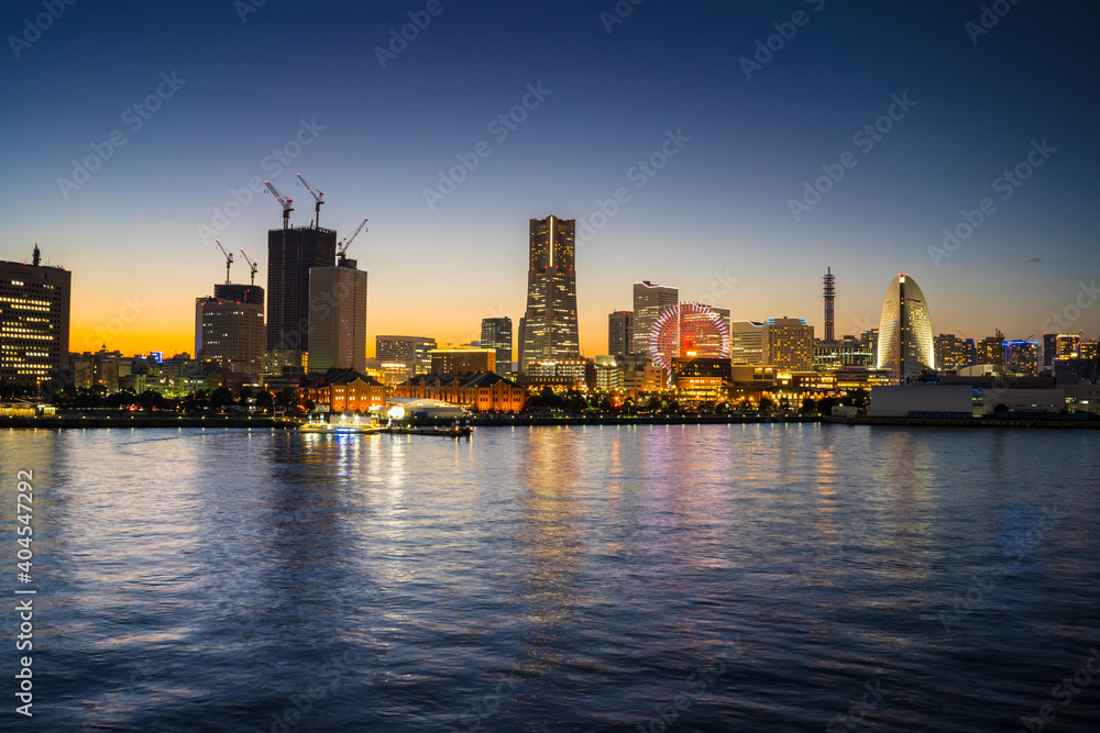 cityscape view of Yokohama at night time