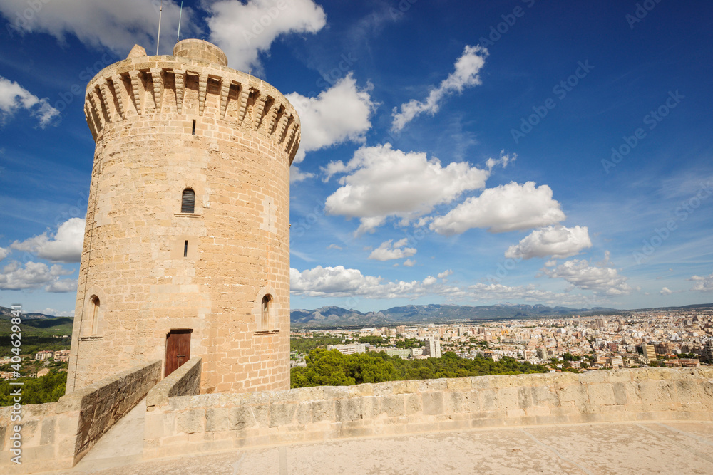 torre Major - torre del homenaje -, Castillo de Bellver -siglo.XIV-, Palma de mallorca. Mallorca. Islas Baleares. España.