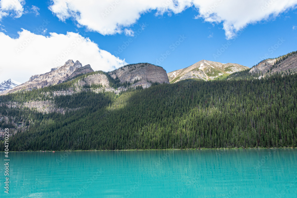 lake Louise and mountains