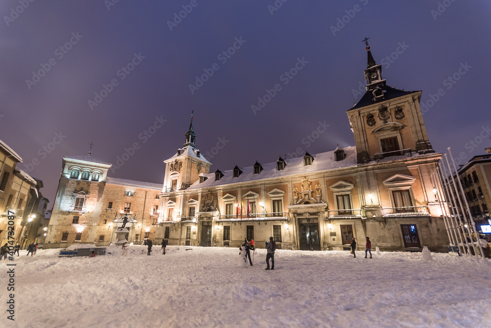Fototapeta premium Plaza de la Villa in Madrid on a winter night.