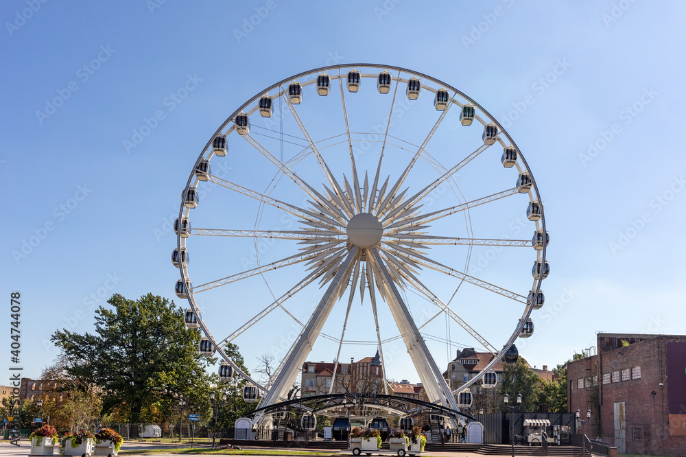 Ferris wheel on the Granary Island in Gdansk, Poland Ferris wheel on the Granary Island in Gdansk, Poland