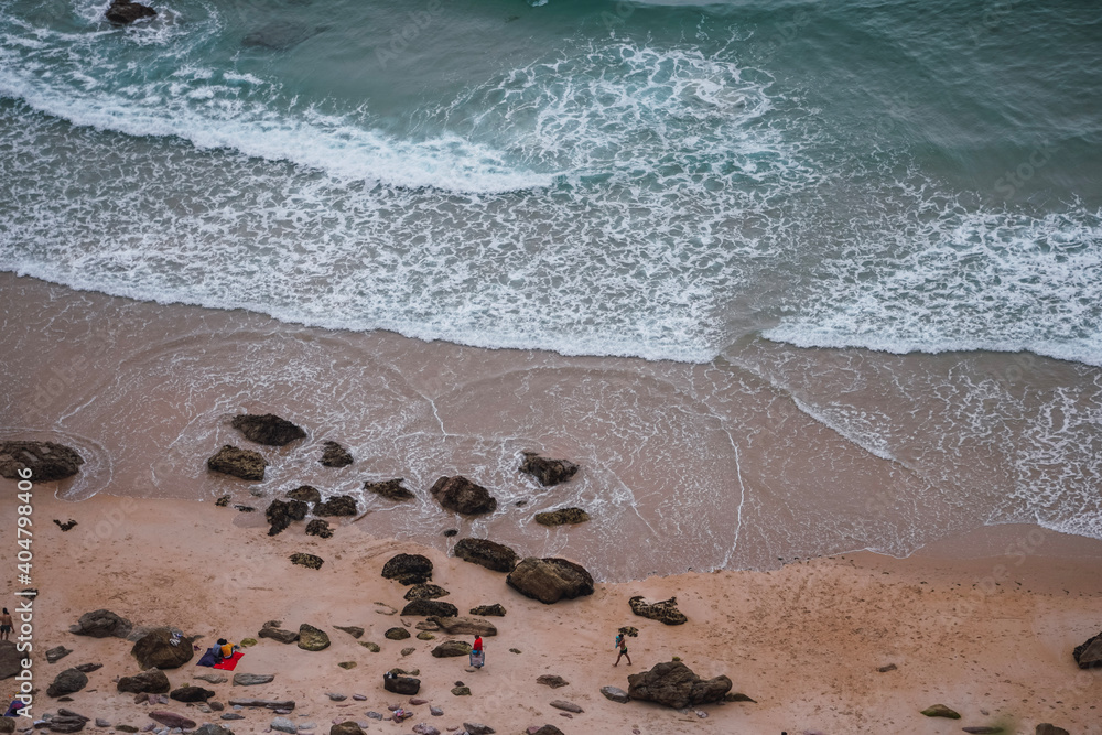 Obraz premium Photo of a beach as the waves break