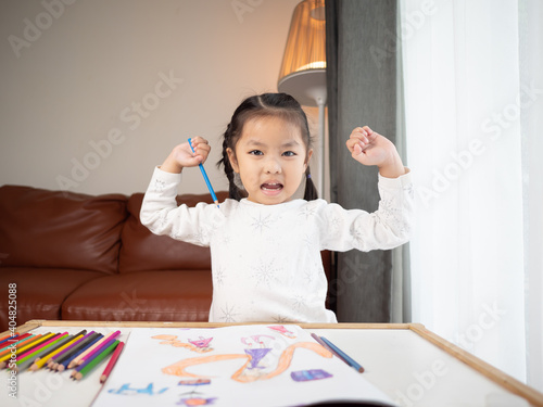 Asian child girl smile study art lesson  photo